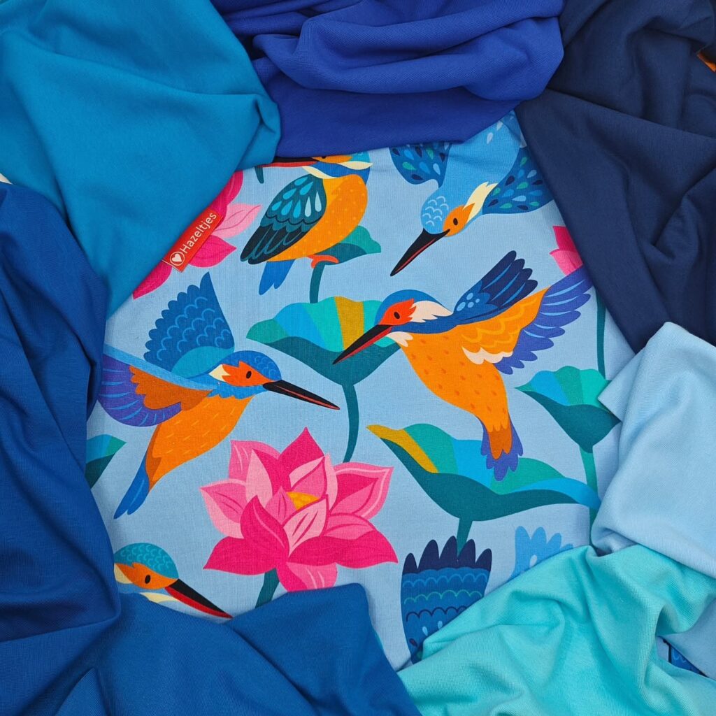 Hazeltjes - Kingfishers in Lotus Field, organic jersey - Afbeelding 9