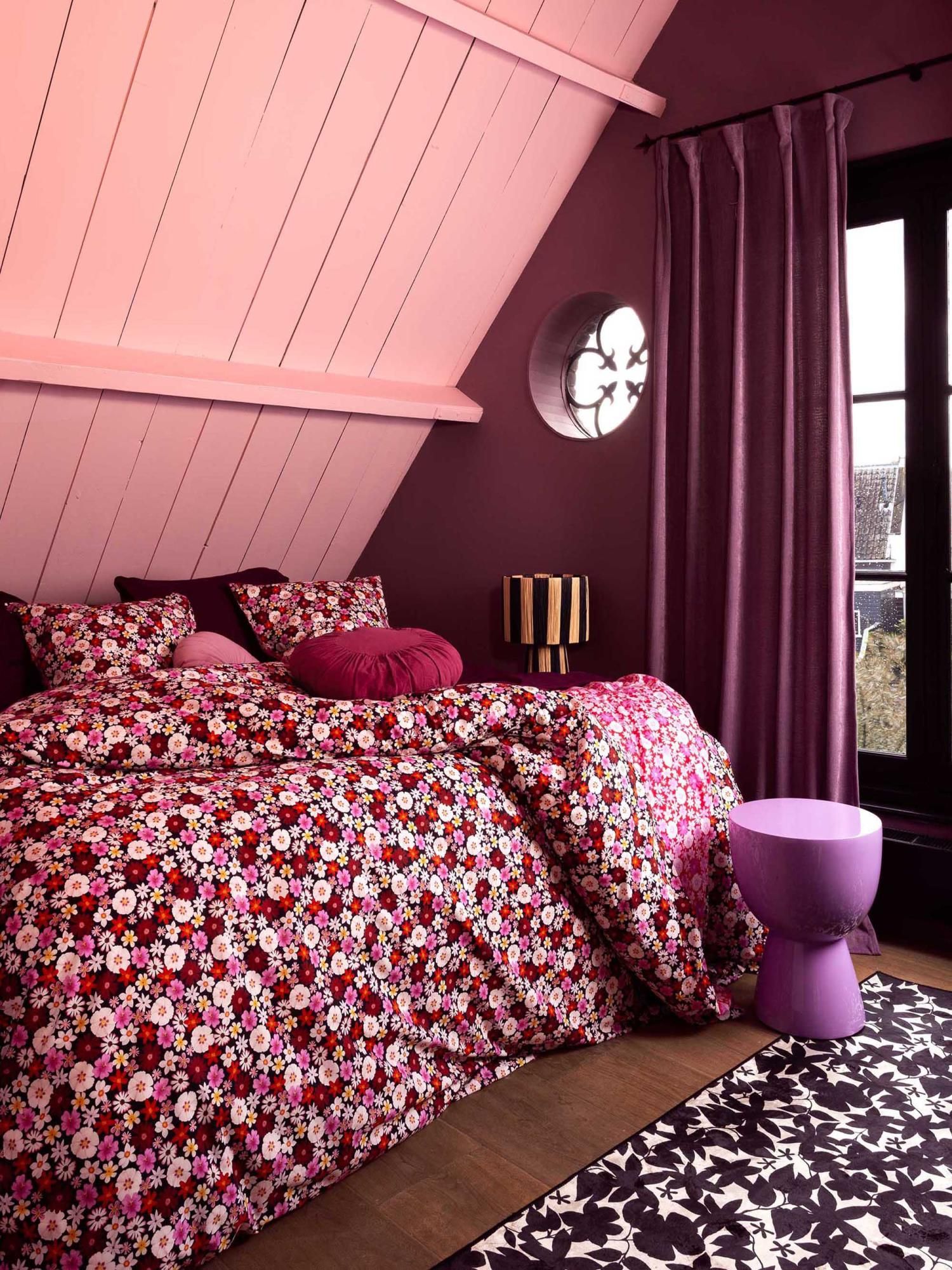 Essenza & Co Mellow Millesfleurs Dekbedovertrek Black (inclusief 2 kussenslopen) 200 x 220 cm - Afbeelding 2