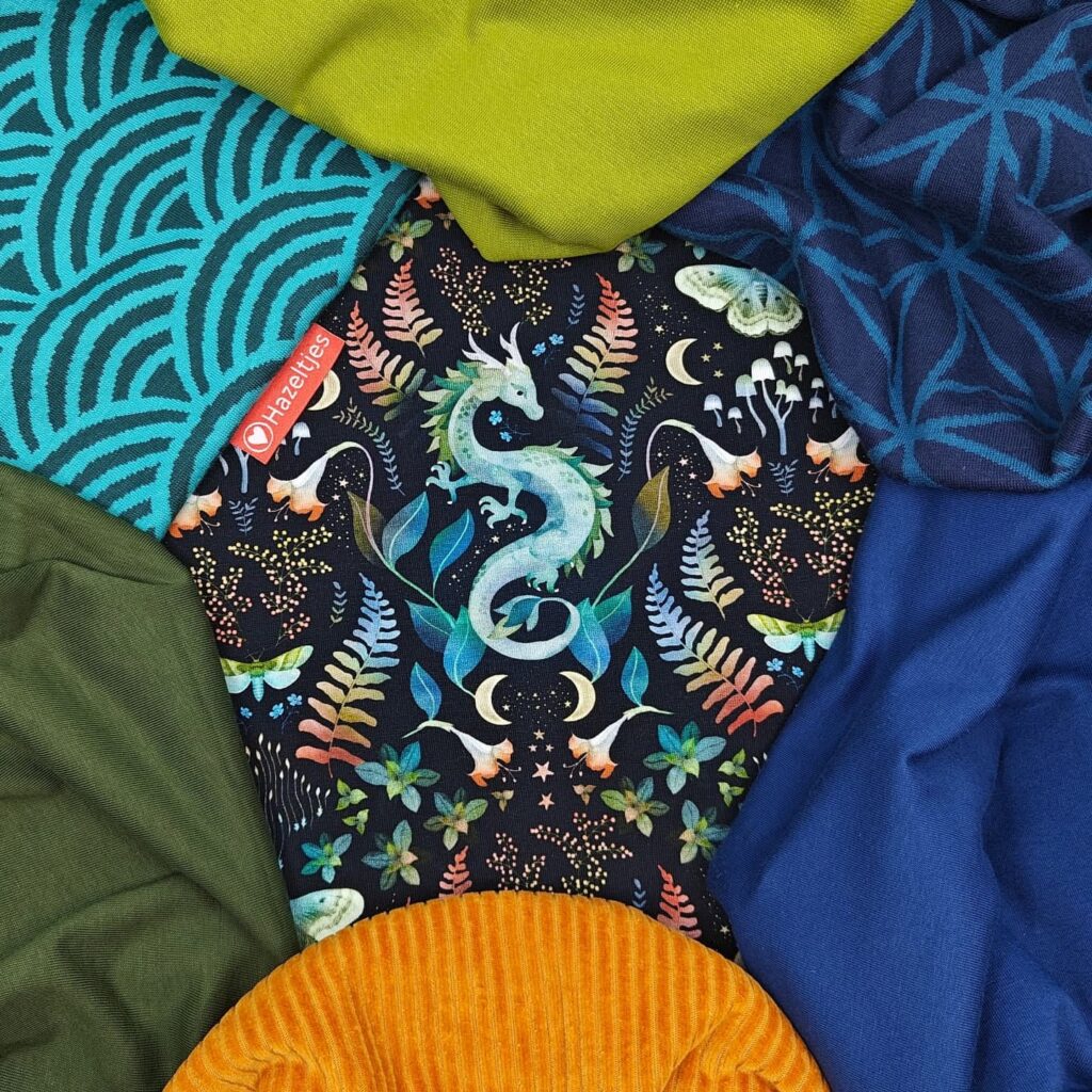 Hazeltjes Mystic woodland dragon autumn, organic summersweat - Afbeelding 7