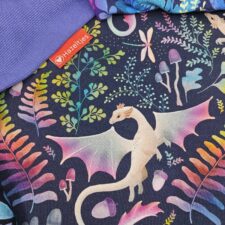 Hazeltjes Forest Dragons Rainbow Navy, organic summersweat - Afbeelding 5
